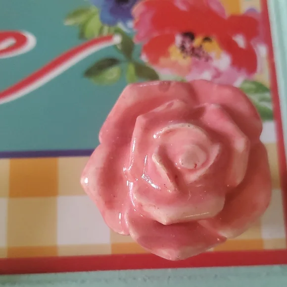 The Pioneer Woman Welcome Sign - Picture 5 of 7